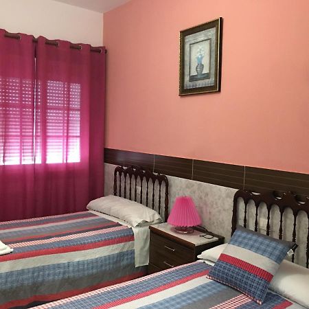 Hostal O Labrador Ξενοδοχείο O Hospital Εξωτερικό φωτογραφία