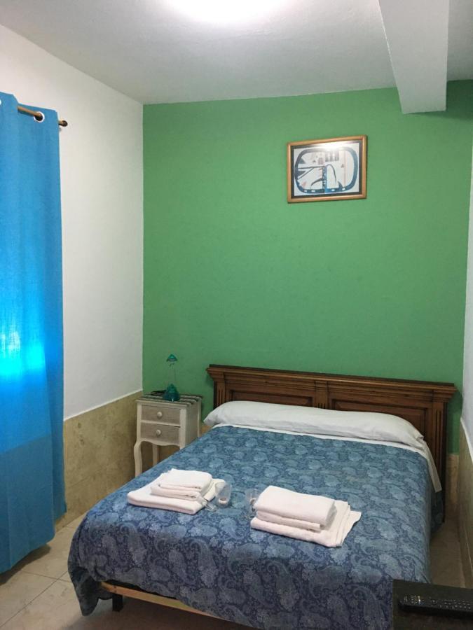 Hostal O Labrador Ξενοδοχείο O Hospital Εξωτερικό φωτογραφία