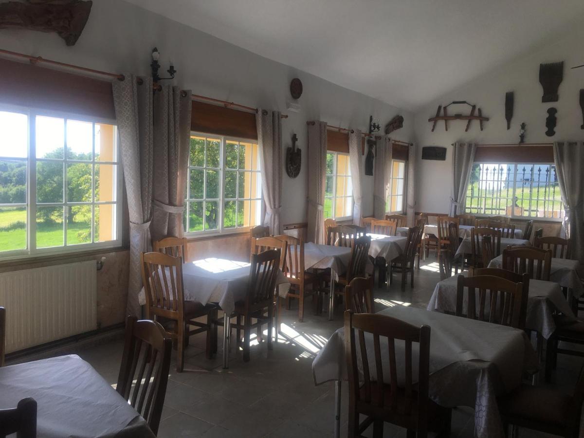 Hostal O Labrador Ξενοδοχείο O Hospital Εξωτερικό φωτογραφία