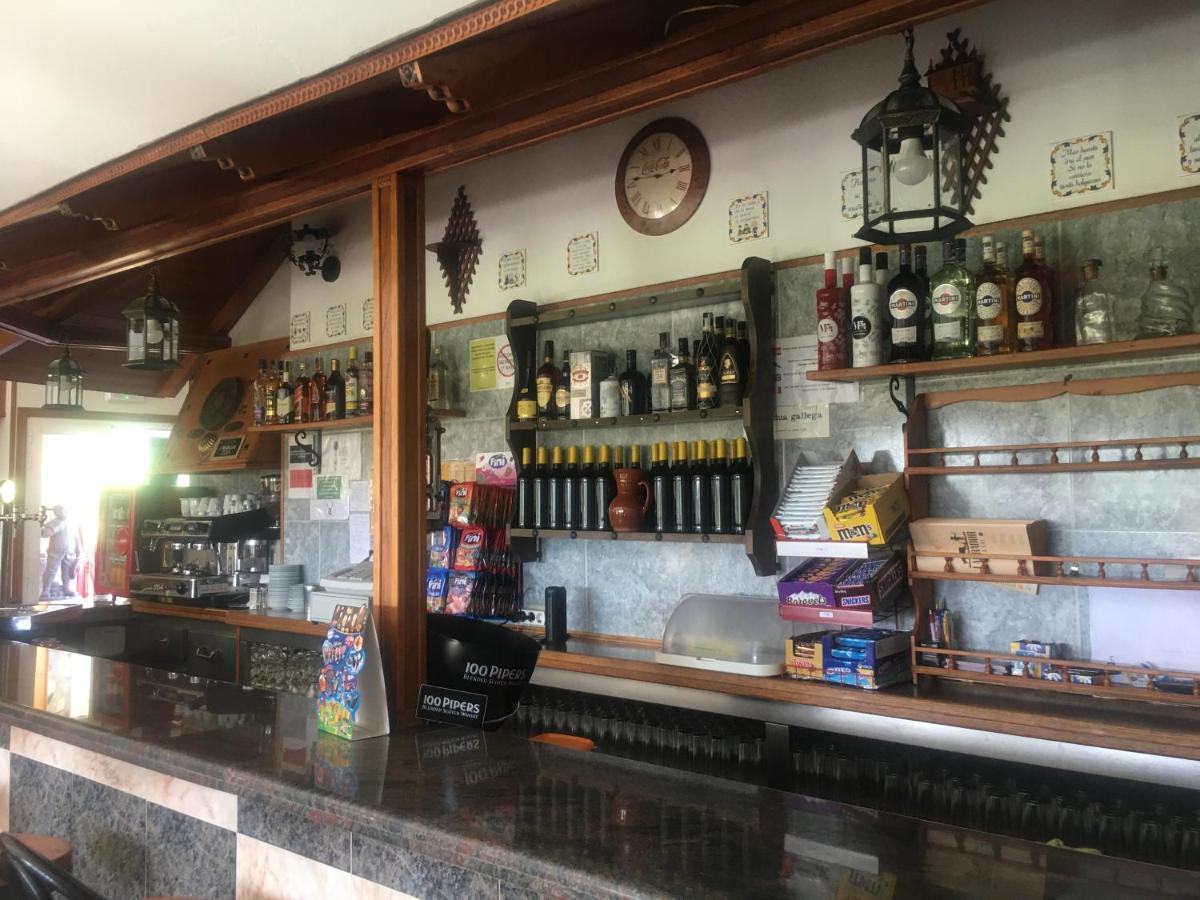 Hostal O Labrador Ξενοδοχείο O Hospital Εξωτερικό φωτογραφία