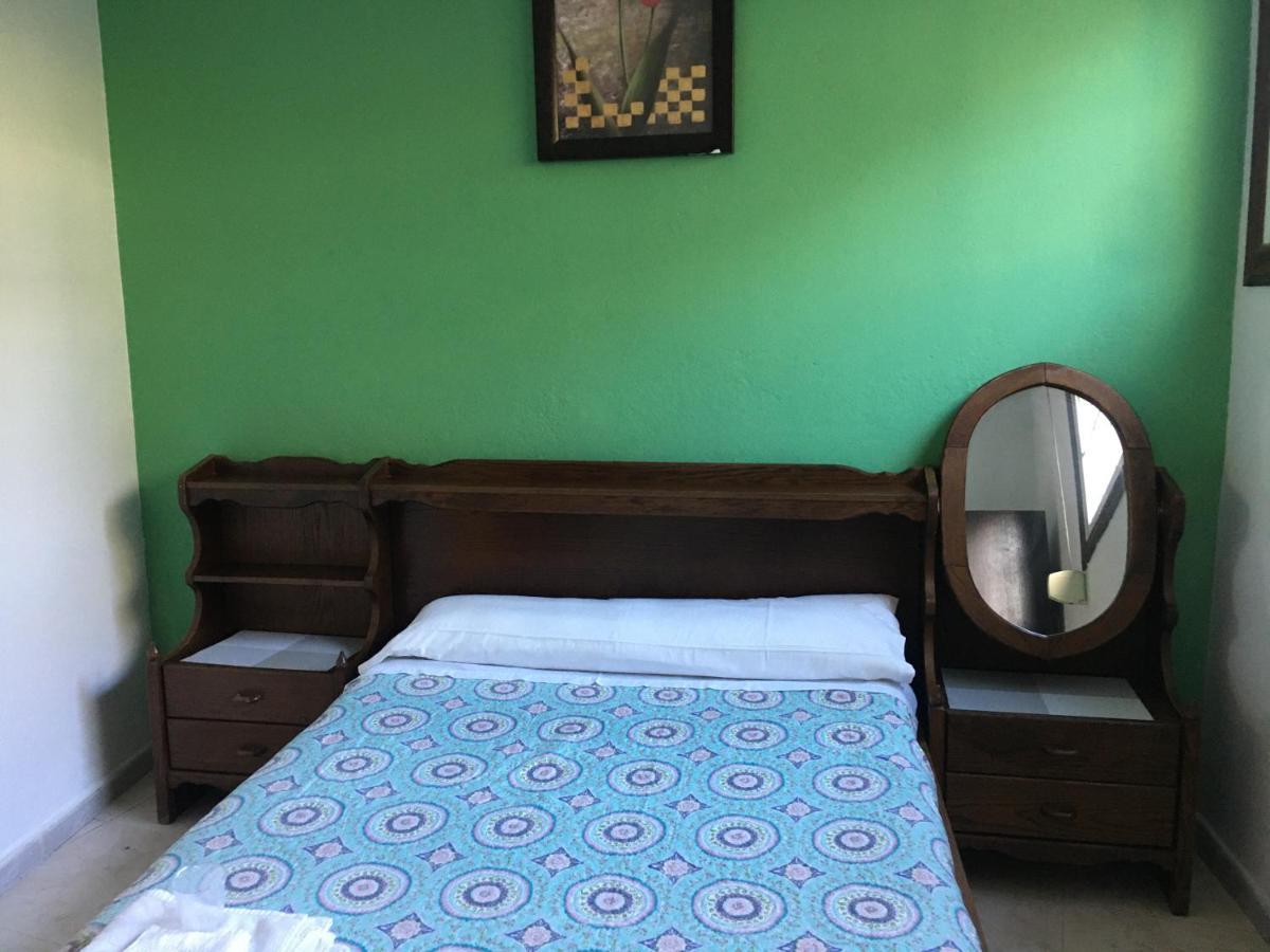 Hostal O Labrador Ξενοδοχείο O Hospital Εξωτερικό φωτογραφία